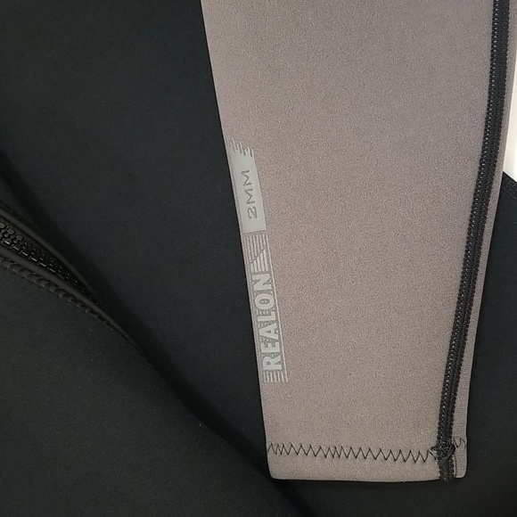 Realon 2MM Wetsuit size 4XL - Picture 2 of 12